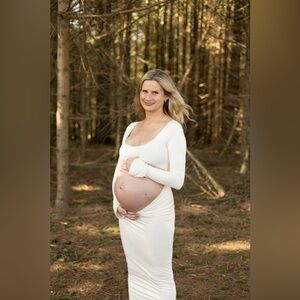 Longsleeve cut out maxi dress maternity cream